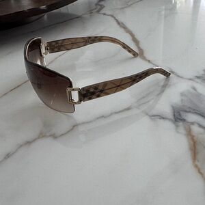 Burberry Check Pattern Brown Sunglasses